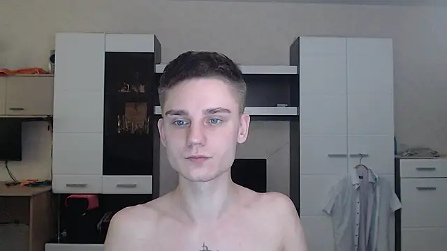 angryzan online show from December 2024 08:07:02 AM