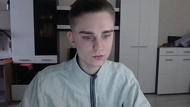 angryzan online show from January 2025 11:20:01 AM