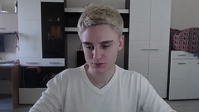 angryzan online show from March 2025 11:44:02 AM