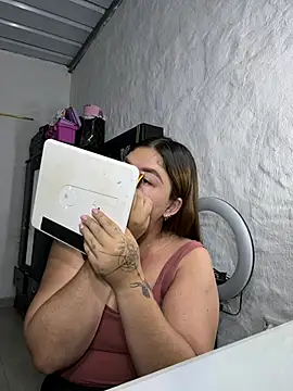 Sofia Queen17 online show from May 2026 10:31:01 AM