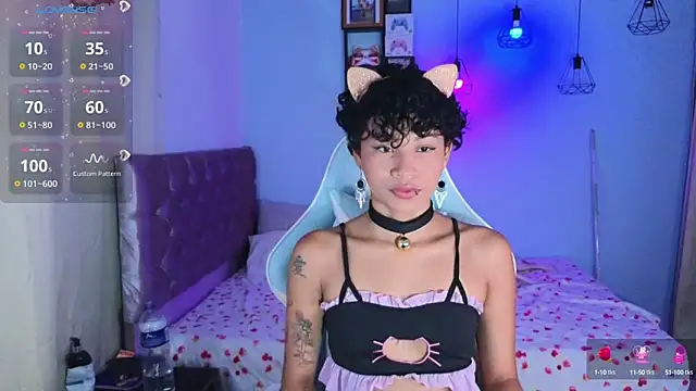 Peggy Funn online show from February 2025 10:50:02 PM