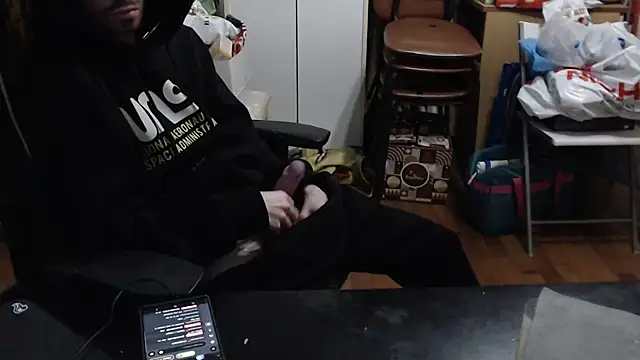 Snapshot of _Nico03_ chatting on October 2025 01:57:01 AM Nico03 online show from October 2025 01:57:01 AM