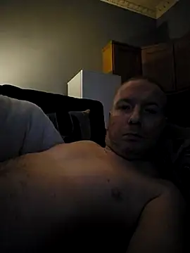 walker1979 online show from February 2026 02:43:02 AM