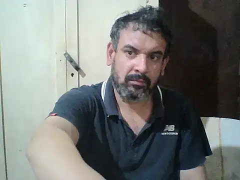 Snapshot of Rodrigo_happy chatting on October 2025 01:49:01 AM Rodrigo happy online show from October 2025 01:49:01 AM