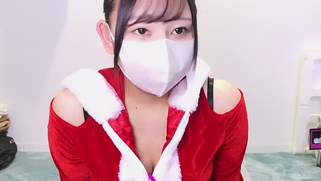 Snapshot of YUTSU_KI chatting on December 2024 04:57:01 PM YUTSU KI online show from December 2024 04:57:01 PM