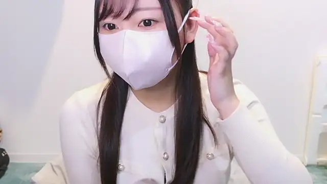 Snapshot of YUTSU_KI chatting on December 2024 04:03:02 PM YUTSU KI online show from December 2024 04:03:02 PM