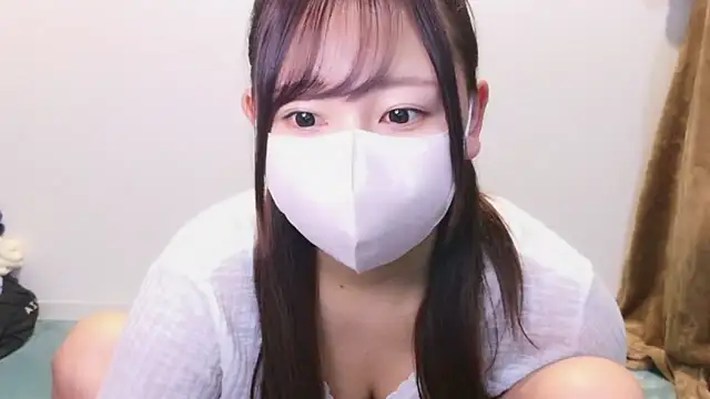 Snapshot of YUTSU_KI chatting on January 2025 09:47:01 PM YUTSU KI online show from January 2025 09:47:01 PM