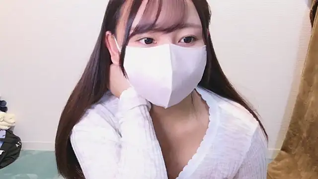 Snapshot of YUTSU_KI chatting on January 2025 05:37:01 PM YUTSU KI online show from January 2025 05:37:01 PM