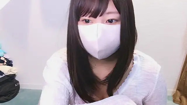 Snapshot of YUTSU_KI chatting on January 2025 11:26:01 PM YUTSU KI online show from January 2025 11:26:01 PM