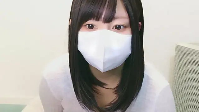 Snapshot of YUTSU_KI chatting on October 2025 04:27:02 PM YUTSU KI online show from October 2025 04:27:02 PM