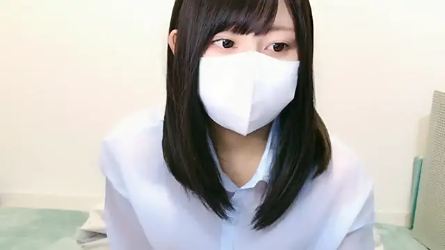 Snapshot of YUTSU_KI chatting on November 2025 03:45:02 PM YUTSU KI online show from November 2025 03:45:02 PM