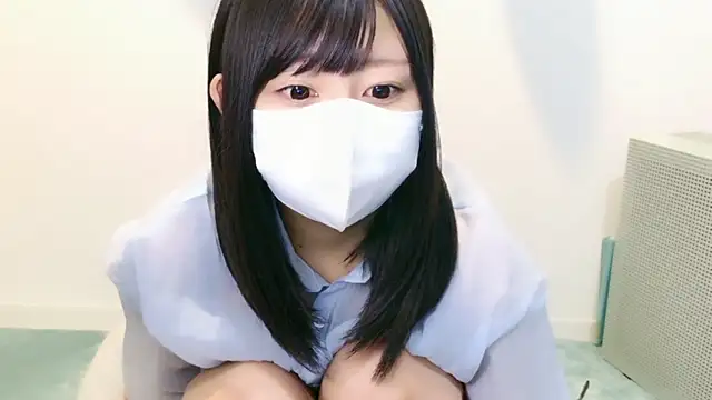 Snapshot of YUTSU_KI chatting on November 2025 09:24:02 PM YUTSU KI online show from November 2025 09:24:02 PM