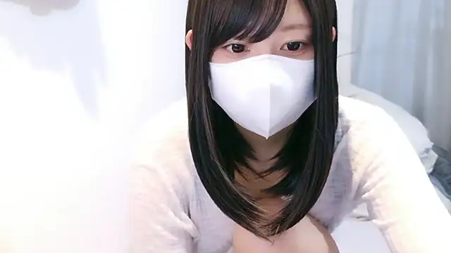 YUTSU KI online show from May 2026 09:22:02 PM