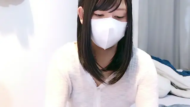 YUTSU KI online show from May 2026 04:04:02 PM