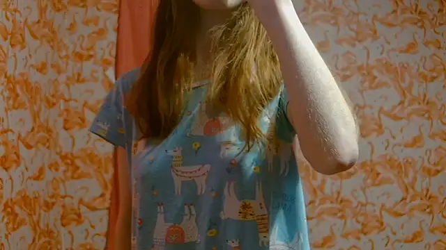 strawberrysmoothie online show from December 2024 03:36:02 AM