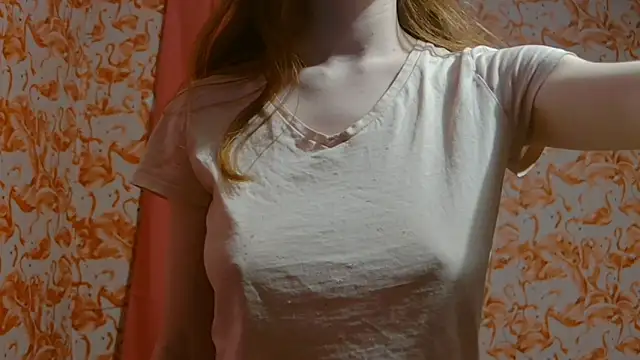 strawberrysmoothie online show from January 2025 12:46:02 AM