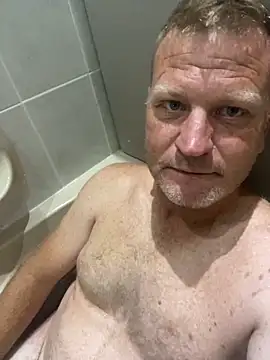 Snapshot of sexycouple109 chatting on January 2025 03:32:02 PM sexycouple109 online show from January 2025 03:32:02 PM