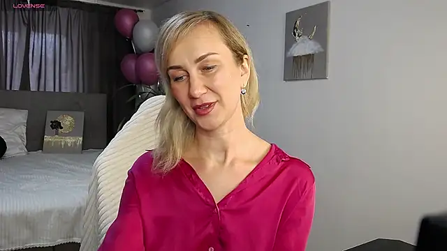 Vanessa Nowak online show from March 2025 07:36:01 AM