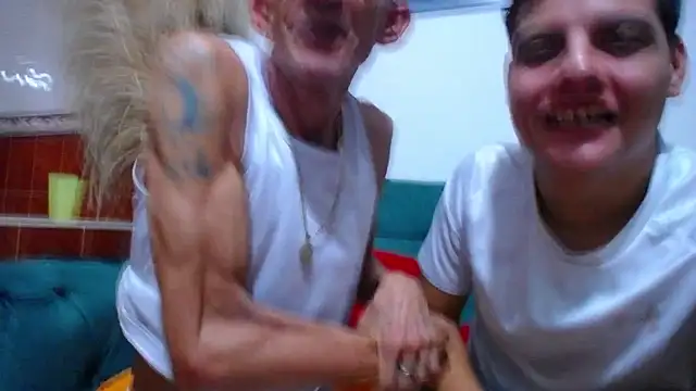 Snapshot of Leon_hot_X chatting on January 2025 09:29:01 PM Leon hot X online show from January 2025 09:29:01 PM