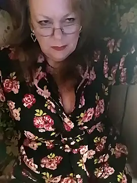 Snapshot of Snezhana chatting on February 2025 08:22:01 PM Snezhana online show from February 2025 08:22:01 PM