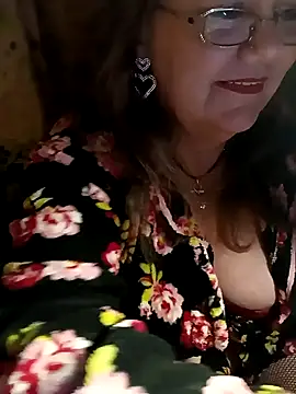 Snapshot of Snezhana chatting on February 2025 11:26:02 PM Snezhana online show from February 2025 11:26:02 PM