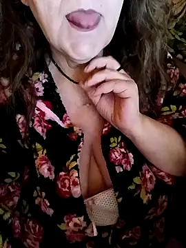 Snapshot of Snezhana chatting on February 2025 06:15:02 PM Snezhana online show from February 2025 06:15:02 PM