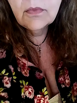 Snapshot of Snezhana chatting on February 2025 09:22:01 PM Snezhana online show from February 2025 09:22:01 PM