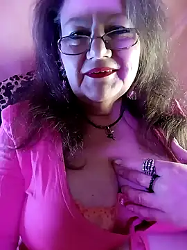 Snapshot of Snezhana chatting on March 2025 02:46:01 AM Snezhana online show from March 2025 02:46:01 AM