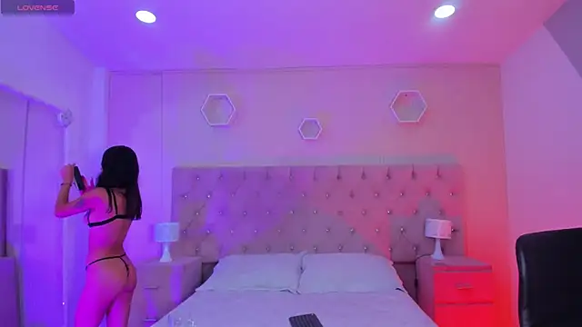 Snapshot of Agathaargent_ chatting on November 2025 05:07:01 AM Agathaargent online show from November 2025 05:07:01 AM