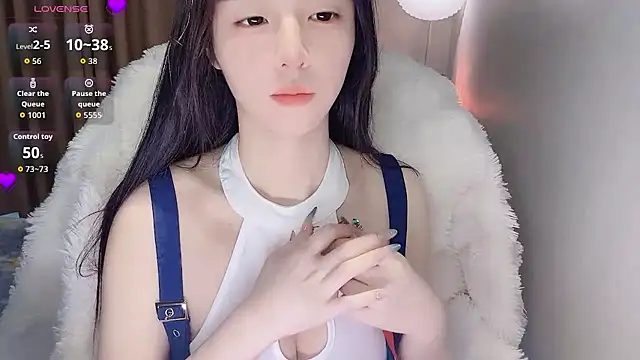 Snapshot of Duomiz chatting on September 2025 08:38:02 AM Duomiz online show from September 2025 08:38:02 AM