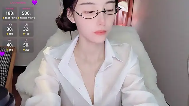 Snapshot of Duomiz chatting on October 2025 12:26:02 PM Duomiz online show from October 2025 12:26:02 PM