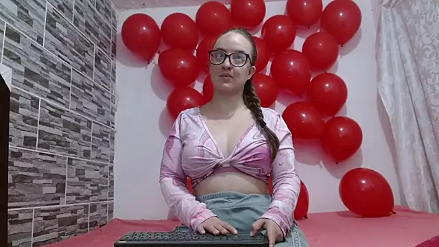 Snapshot of Venus_Santana chatting on February 2026 05:42:01 PM Venus Santana online show from February 2026 05:42:01 PM