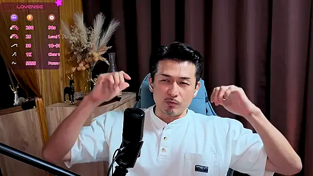 Snapshot of HARU-outdoor-x chatting on October 2025 02:18:02 PM HARU-outdoor-x online show from October 2025 02:18:02 PM