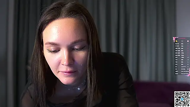 Snapshot of AnneKlint chatting on December 2024 02:27:01 PM AnneKlint online show from December 2024 02:27:01 PM