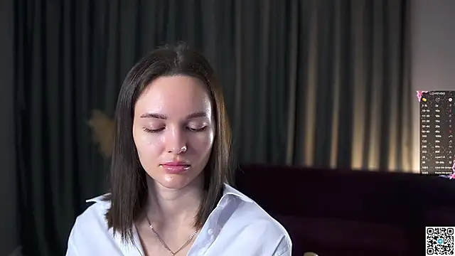 Snapshot of AnneKlint chatting on December 2024 05:12:01 AM AnneKlint online show from December 2024 05:12:01 AM