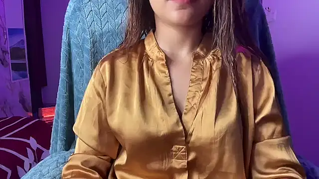 Snapshot of Royal_girl_1 chatting on December 2025 07:02:02 AM Royal girl 1 online show from December 2025 07:02:02 AM