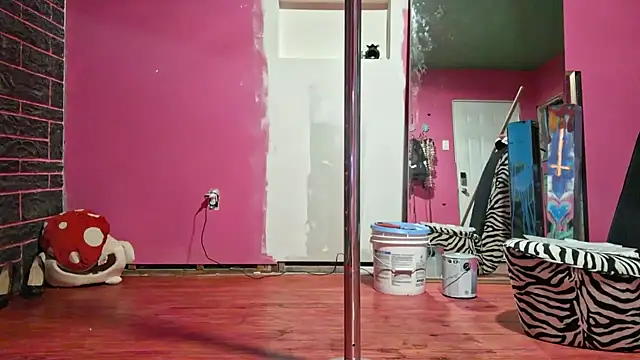 Snapshot of watermellonpussy chatting on December 2024 06:24:02 PM watermellonpussy online show from December 2024 06:24:02 PM