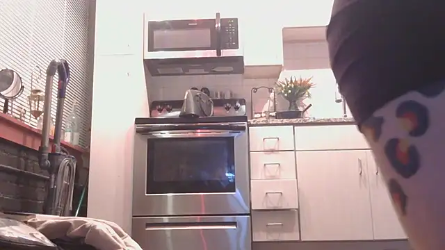 Snapshot of watermellonpussy chatting on September 2025 05:19:02 AM watermellonpussy online show from September 2025 05:19:02 AM