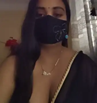 Snapshot of SimaRoy- chatting on November 2025 01:05:01 AM SimaRoy- online show from November 2025 01:05:01 AM