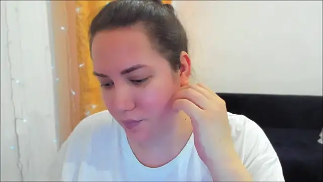  madalexa  online show from April 2026 02:04:02 PM