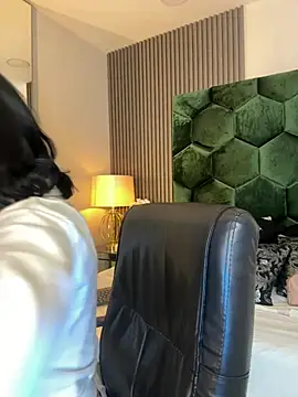 Snapshot of GabriellaFerrer chatting on January 2025 11:11:01 AM GabriellaFerrer online show from January 2025 11:11:01 AM