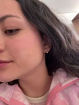 Megan Rodrigo online show from May 2026 01:41:02 PM
