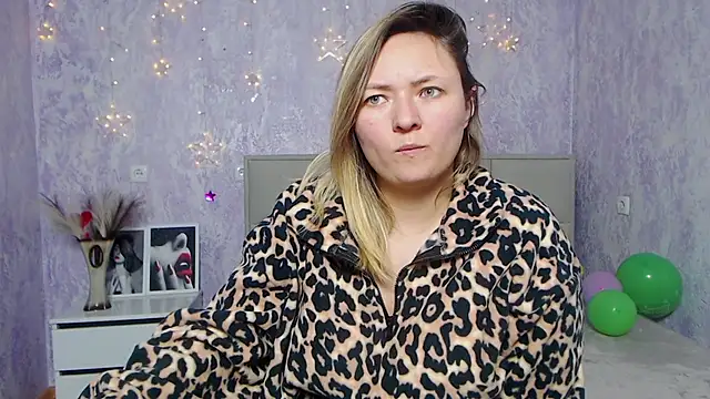 SallyVerda online show from January 2025 09:28:01 PM