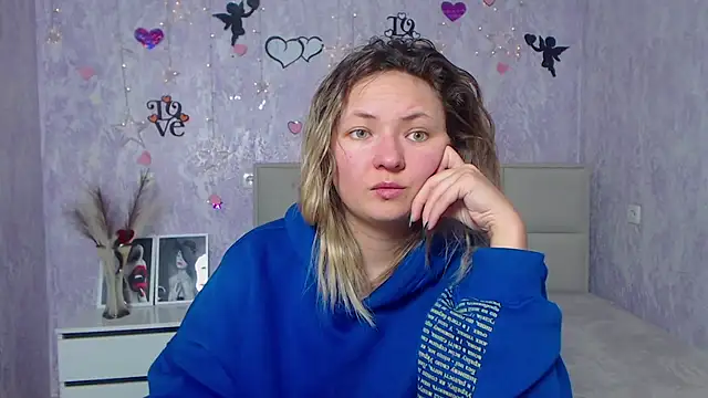 SallyVerda online show from February 2025 09:53:02 PM