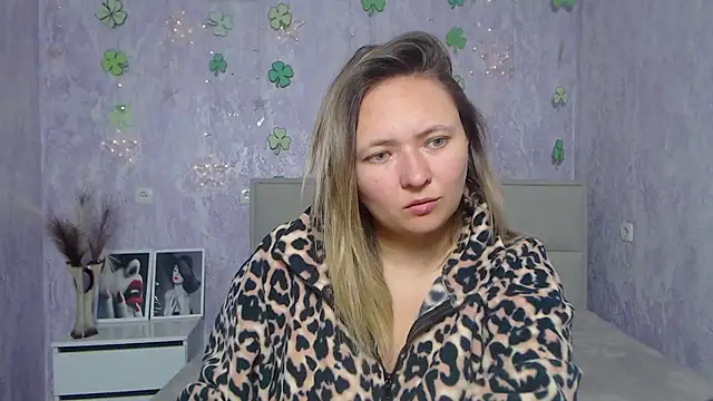 SallyVerda online show from March 2025 06:42:01 PM