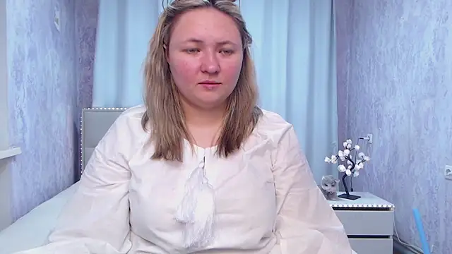 SallyVerda online show from May 2026 05:20:02 PM