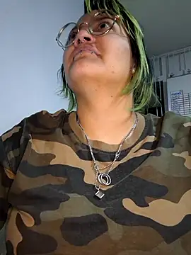 lucky-leah online show from September 2025 03:55:02 AM