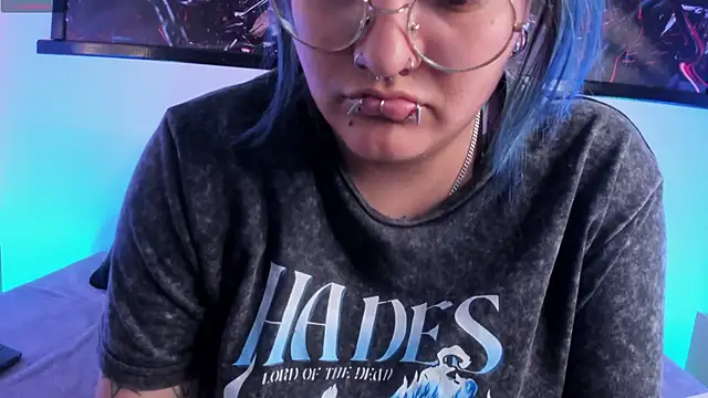 lucky-leah online show from May 2026 04:40:01 AM