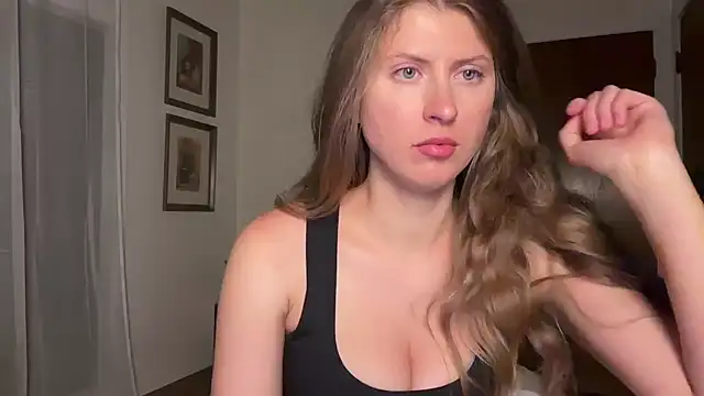 YUMIandbigWOLF online show from July 2026 05:21:02 AM