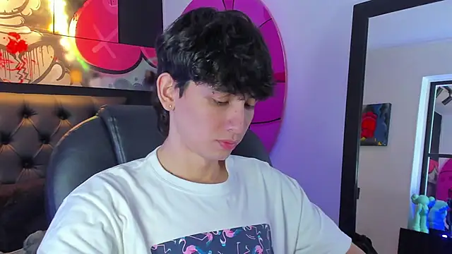 Santi delacruz online show from January 2025 02:00:02 PM